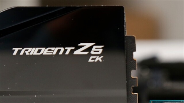 Steam Machine主机性能抽奖！单16G、双8G内存差一截