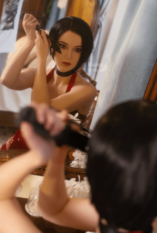 海外博主的《生化危机》艾达王cosplay作品欣赏